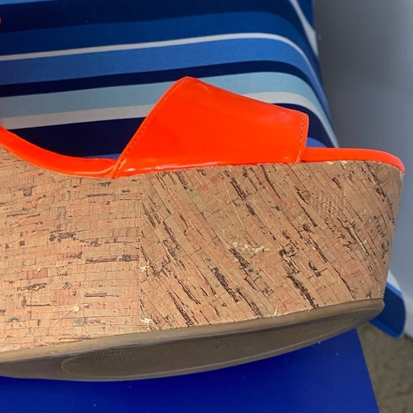 Neon orange cork BCBGENERATION platform wedge heel ankle strap sandals sz 10 - Picture 12 of 15